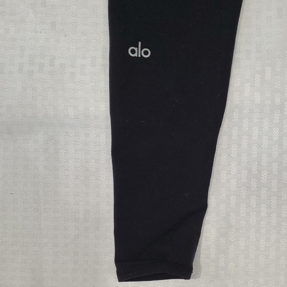 ALO Yoga Black Crop Ankle  Leggings Size S - Picture 5 of 9